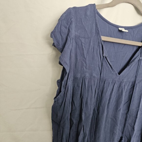 Flutter-sleeve, Split-Neck Periwinkle Blouse - Picture 2 of 6